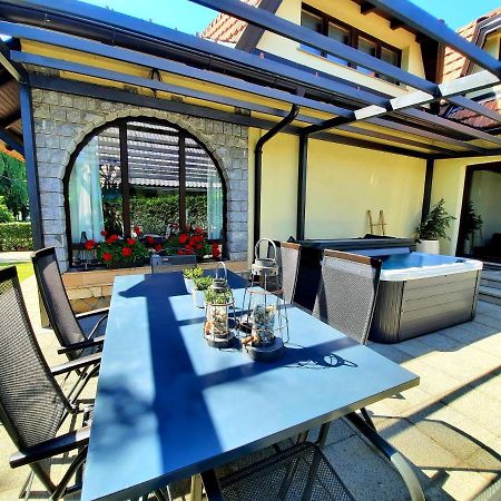 Spacious Apartment "Ana" On Lake Sabljaci 오굴린 외부 사진